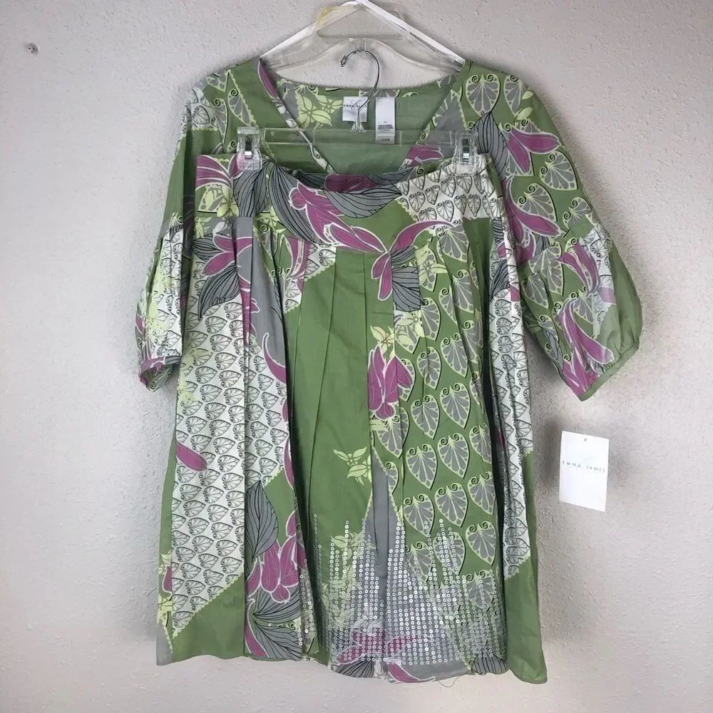 NWT Two Piece Emma James Matching V Neck and Skirt